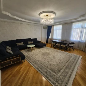 In Baku 120.0 m² apartment is for sale - Image 5