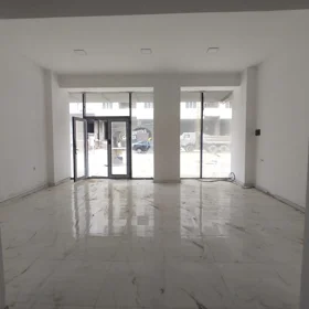 In nan 117.0 m² commercial is for sale - Image 2