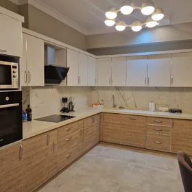 In Baku 100.0 m² apartment is for rent - Image 4