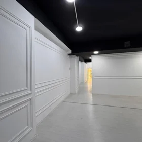 In Baku 100.0 m² commercial is for rent - Image 3