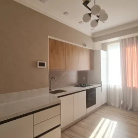 In Baku 70.0 m² apartment is for sale - Image 4
