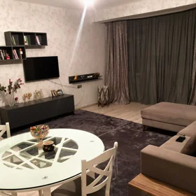 In Baku 125.0 m² apartment is for rent - Image 4