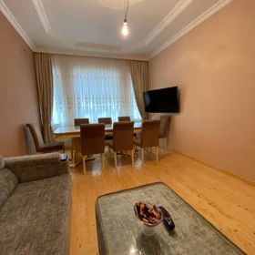 In Baku 230.0 m² house with 6.0 rooms is for rent - Image 5