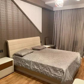 In Baku 190.0 m² apartment is for rent - Image 5