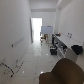 In nan 110.0 m² commercial is for rent - Image 3