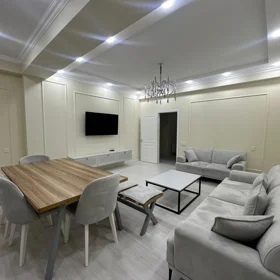 In Baku 112.0 m² apartment is for sale - Image 3