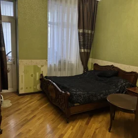 In Baku 125.0 m² apartment is for sale - Image 3