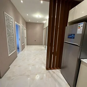 In Baku 91.0 m² apartment is for sale - Image 2