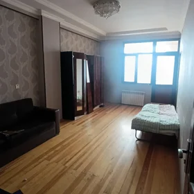 In Baku 86.0 m² apartment is for sale - Image 3