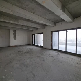 In Baku 105.0 m² apartment is for sale - Image 4