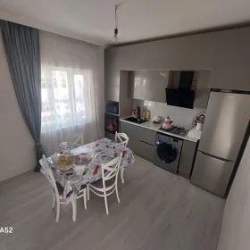 In Baku 140.0 m² house with 4.0 rooms is for sale - Image 2