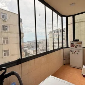 In Baku 70.0 m² apartment is for rent - Image 5