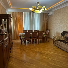 In Baku 106.0 m² apartment is for rent - Image 5