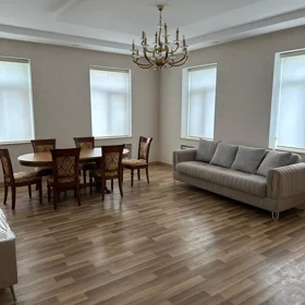 In Baku 140.0 m² apartment is for rent - Image 5