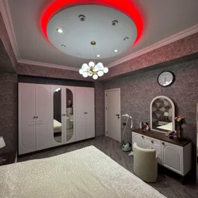 In Baku 100.0 m² apartment is for sale - Image 4