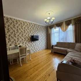 In Baku 120.0 m² apartment is for sale - Image 2