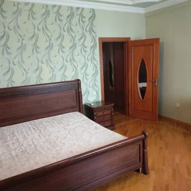 In Baku 130.0 m² apartment is for rent - Image 4