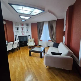 In Baku 70.0 m² apartment is for rent - Image 3