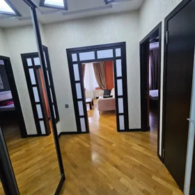 In Baku 70.0 m² apartment is for rent - Image 4