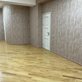 In Baku 154.0 m² apartment is for rent - Image 4