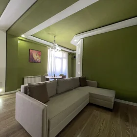 In Baku 70.0 m² apartment is for rent - Image 2