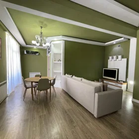 In Baku 70.0 m² apartment is for rent - Image 3