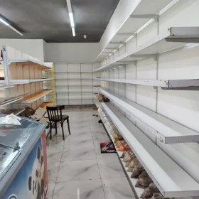 In nan 80.0 m² commercial is for rent - Image 2