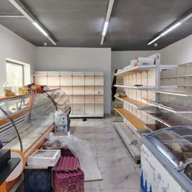 In nan 80.0 m² commercial is for rent - Image 5