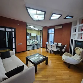 Baku-da 70.0 m2 mənzil kirayə verilir - Şəkil 2