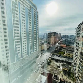 In Baku 200.0 m² apartment is for rent - Image 4