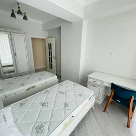 In Baku 200.0 m² apartment is for rent - Image 5