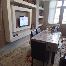 In Baku 42.0 m² apartment is for sale - Image 3