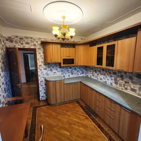 Baku-da 100.0 m2 mənzil kirayə verilir - Şəkil 2