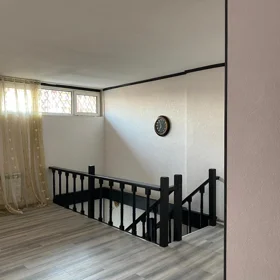 Baku-da 200.0 m2 mənzil kirayə verilir - Şəkil 2