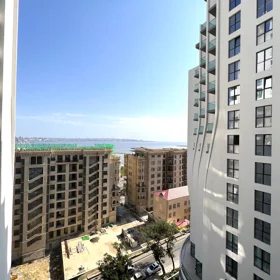 In Baku 135.0 m² apartment is for rent - Image 2