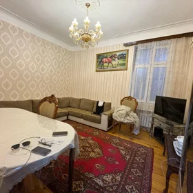 Baku-da 70.0 m2 mənzil kirayə verilir - Şəkil 2