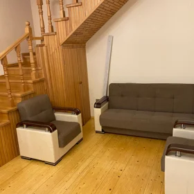 In Baku 110.0 m² house with 3.0 rooms is for rent - Изображение 2