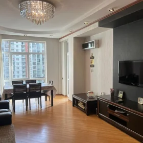 Baku-da 90.0 m2 mənzil kirayə verilir - Şəkil 2