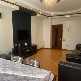 Baku-da 90.0 m2 mənzil kirayə verilir - Şəkil 3