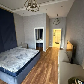 In Baku 80.0 m² apartment is for rent - Image 3