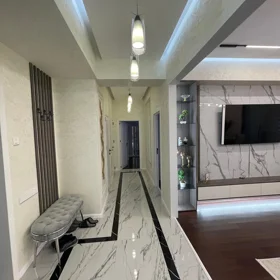 In Baku 105.0 m² apartment is for rent - Image 2