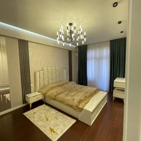 In Baku 105.0 m² apartment is for rent - Image 3