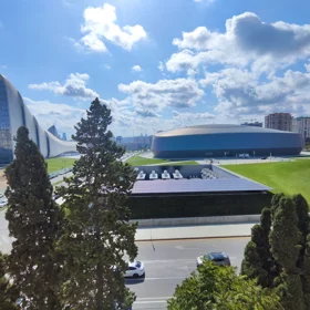 In Baku 90.0 m² apartment is for sale - Image 2