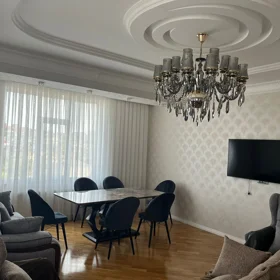 In Baku 127.0 m² apartment is for rent - Image 2
