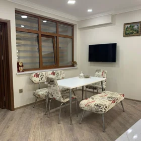 In Baku 75.0 m² apartment is for rent - Image 4