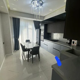 In Baku 116.0 m² apartment is for rent - Image 3