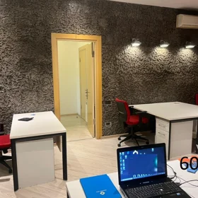 Baku-da 15.0 m2 ofis kirayə verilir - Şəkil 2