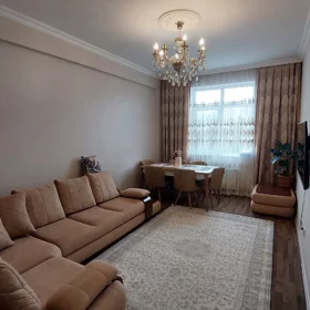 In Baku 90.0 m² apartment is for sale - Image 2