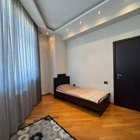 In Baku 100.0 m² apartment is for rent - Image 4