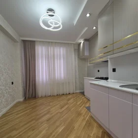 In Baku 110.0 m² apartment is for sale - Image 2